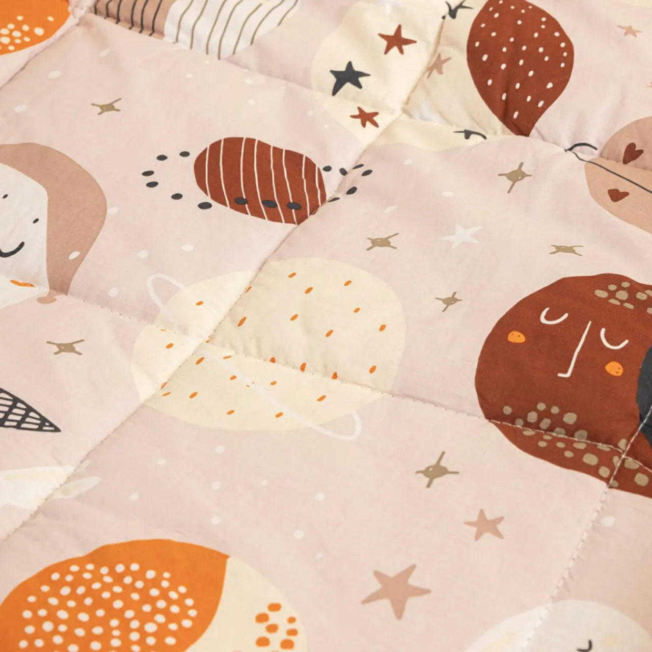 L'effet papillon Couette imprimée enfant coton et deux taies d'oreiller (240 x 220 cm) Sky Dream Rose Hot