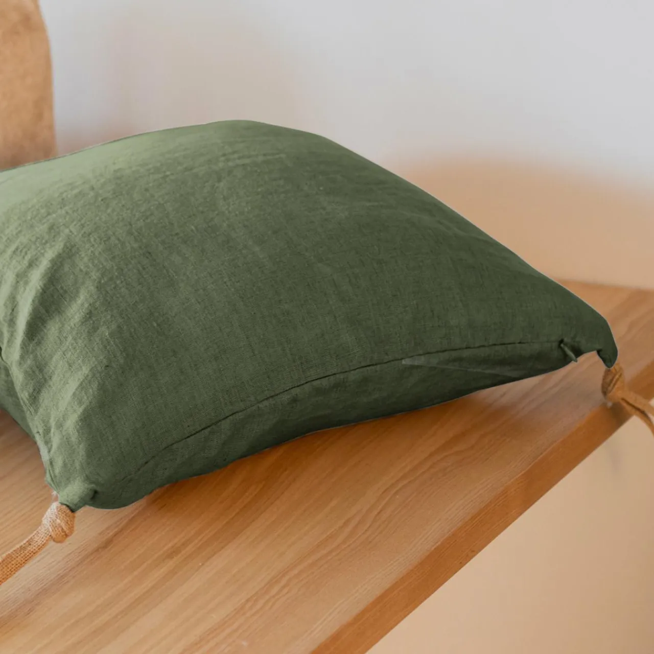 EMINZA Coussin carré lin lavé (45 cm) Louise Vert romarin Discount