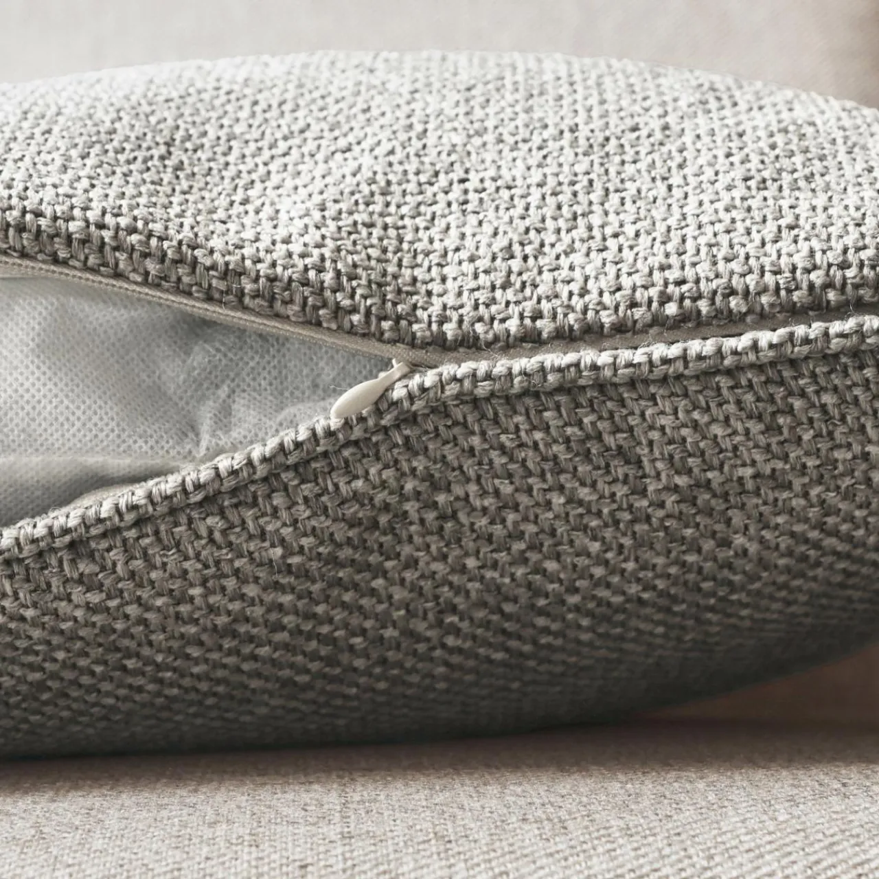 EMINZA Coussin carré tissé (45 x 45 cm) Alba Taupe Best