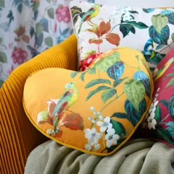 STOF Coussin cœur effet soie (40 x 40 cm) Emmy Jaune moutarde Clearance
