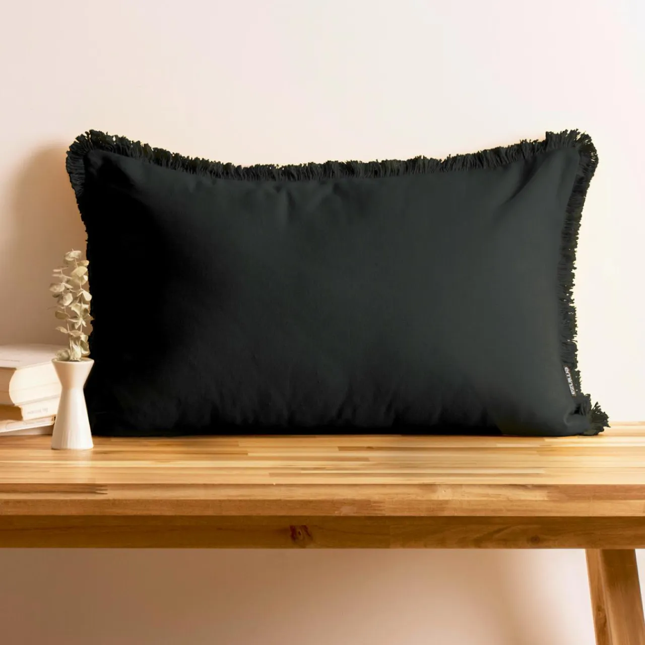 EMINZA Coussin rectangulaire coton (40 x 60 cm) Pixel franges Noir
