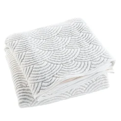 douceur d'intu017drieur Couvre-lit matelassé et deux taies d'oreiller (220 x 240 cm) Cassandra Ecru