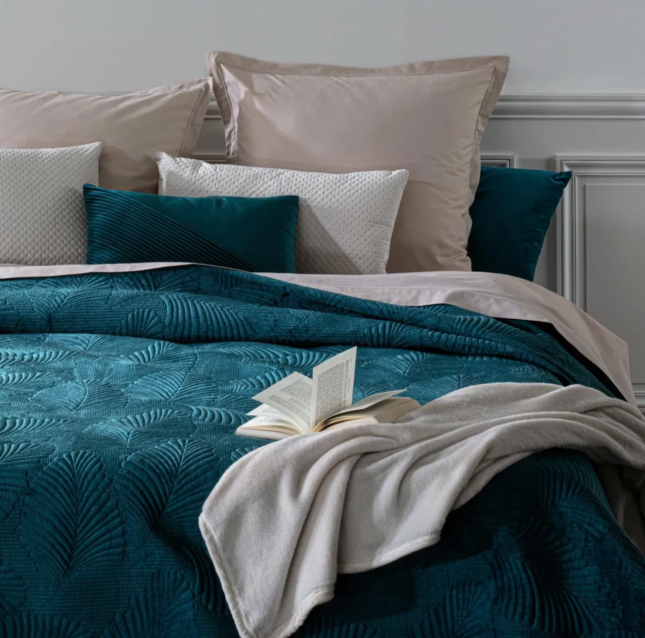 ATMOSPHERA Couvre-lit (260 x 240 cm) Feuilles Bleu canard Best
