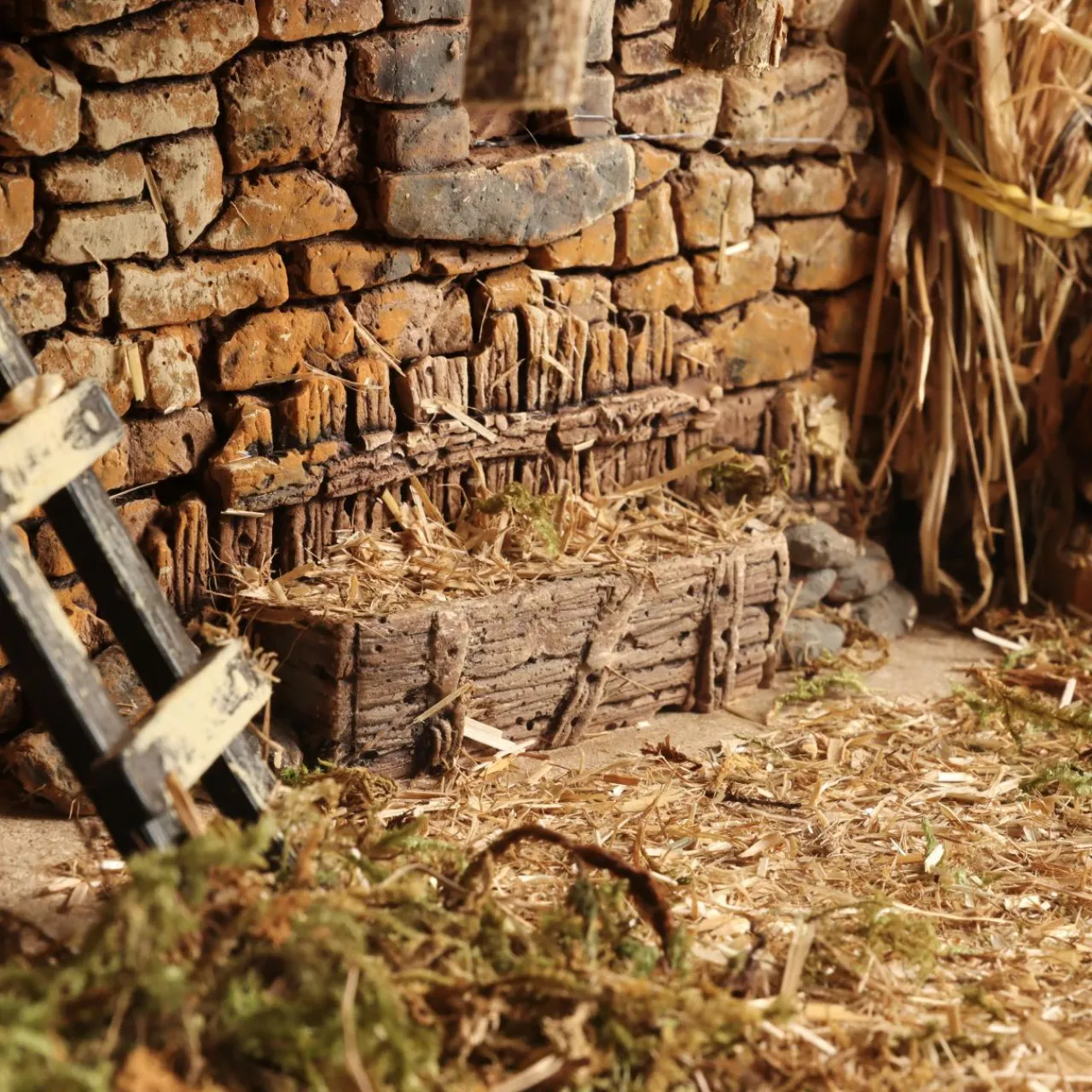 KAEMINGK Crèche de Noël vide (Hauteur 25 cm) Saint-Charly Naturel Outlet