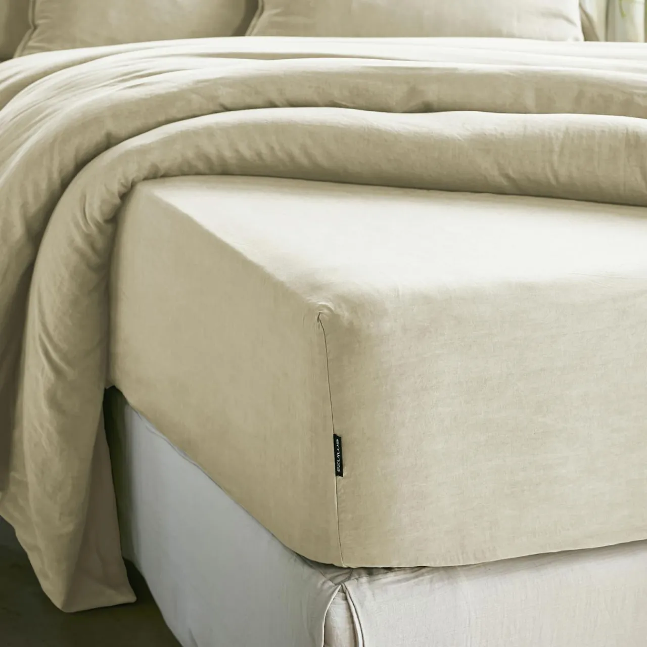EMINZA Drap housse lyocell Tencel™ lavé (160 x 200 cm) Olivia pampa Beige Outlet