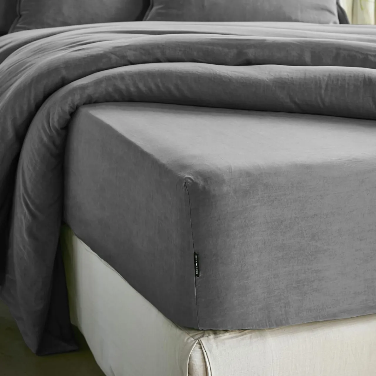 EMINZA Drap housse lyocell Tencel™ lavé (90 x 190 cm) Olivia granit Gris