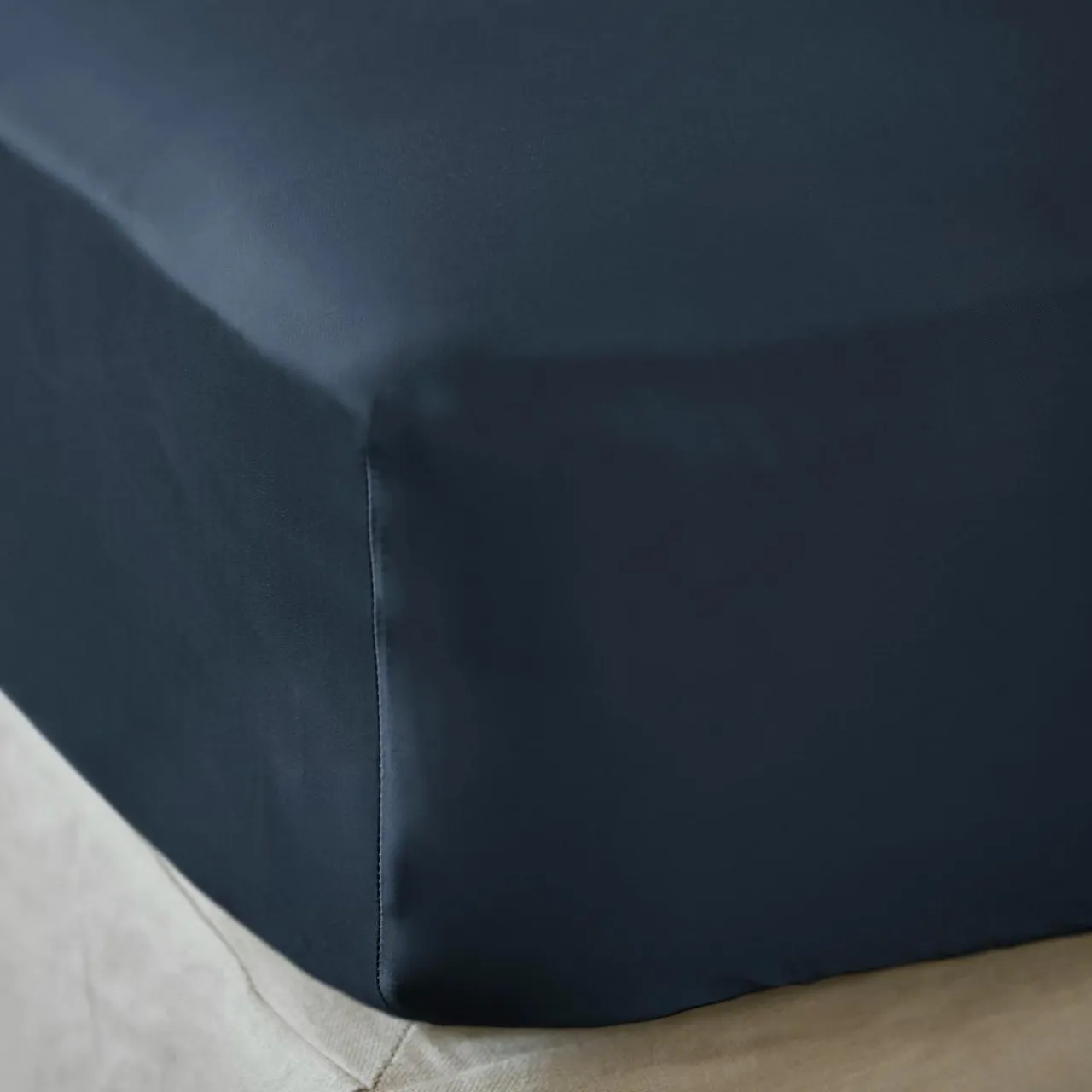 EMINZA Drap housse satin de bambou (140 x 200 cm) Sienna Bleu nuit Hot