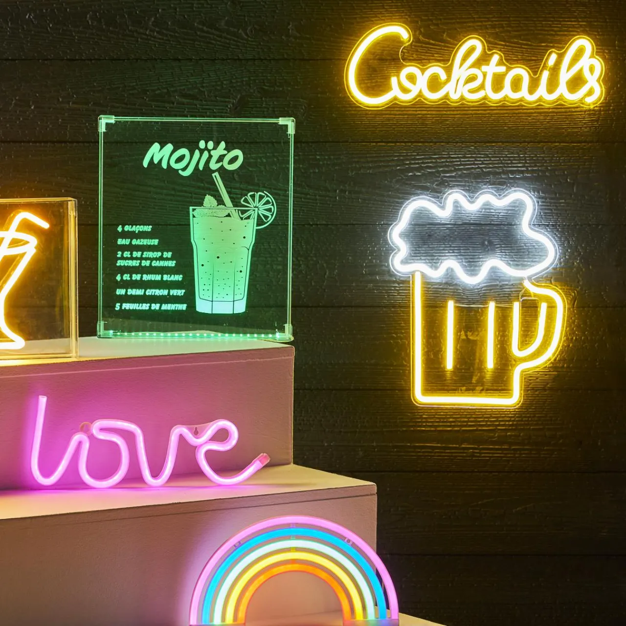 OSTARIA Enseigne lumineuse néon à piles (H16 cm) Arc en Ciel Multicolore Hot