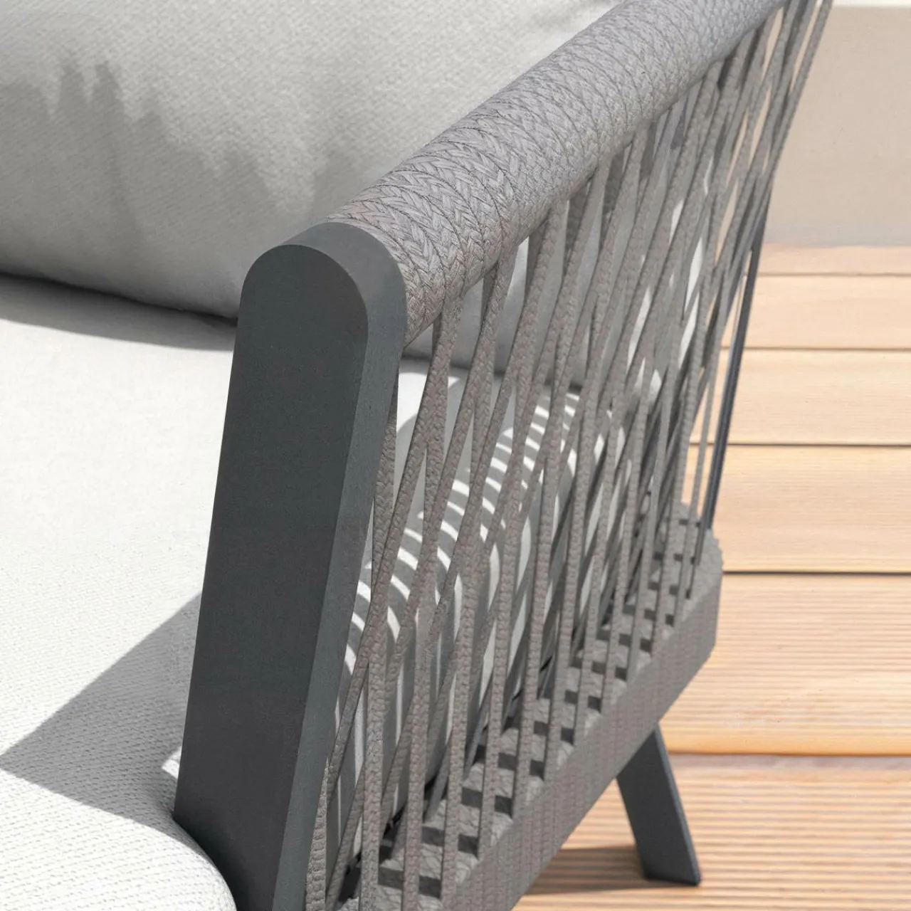 MOBELLIA Fauteuil de jardin détente en aluminium Amalfi Gris anthracite et gris clair Anthracite - Gris Clair Sale