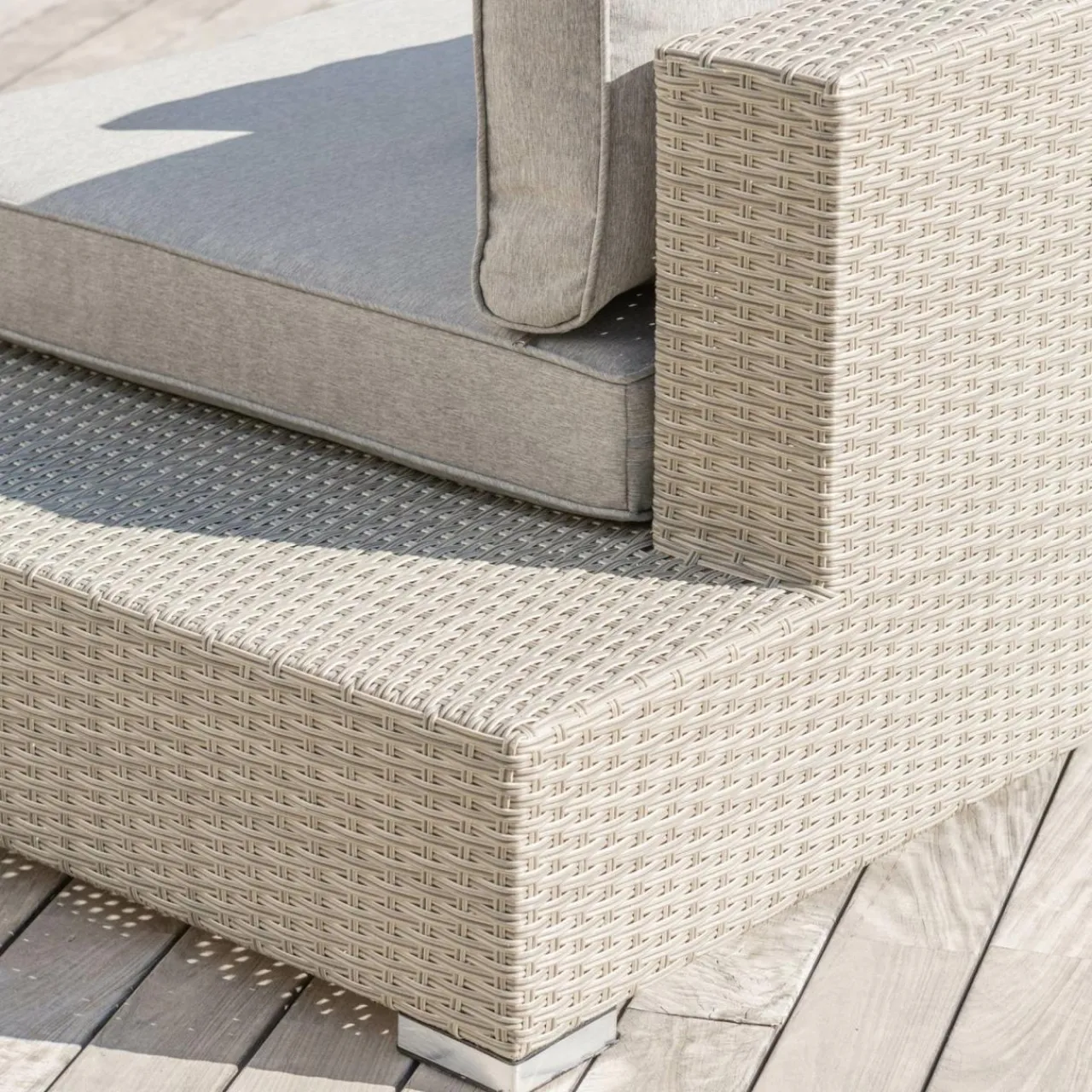 MOBELLIA Fauteuil de jardin en résine tressée Palma Gris et taupe Tressé Gris - Taupe New
