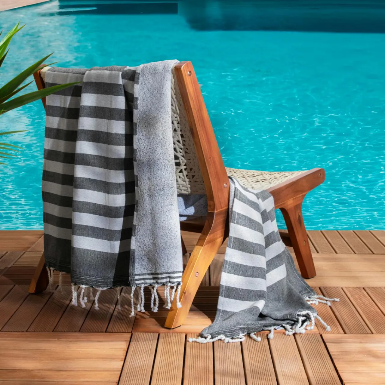 Fouta coton recyclé doublé éponge (100 x 200 cm) Coralia e Noir New