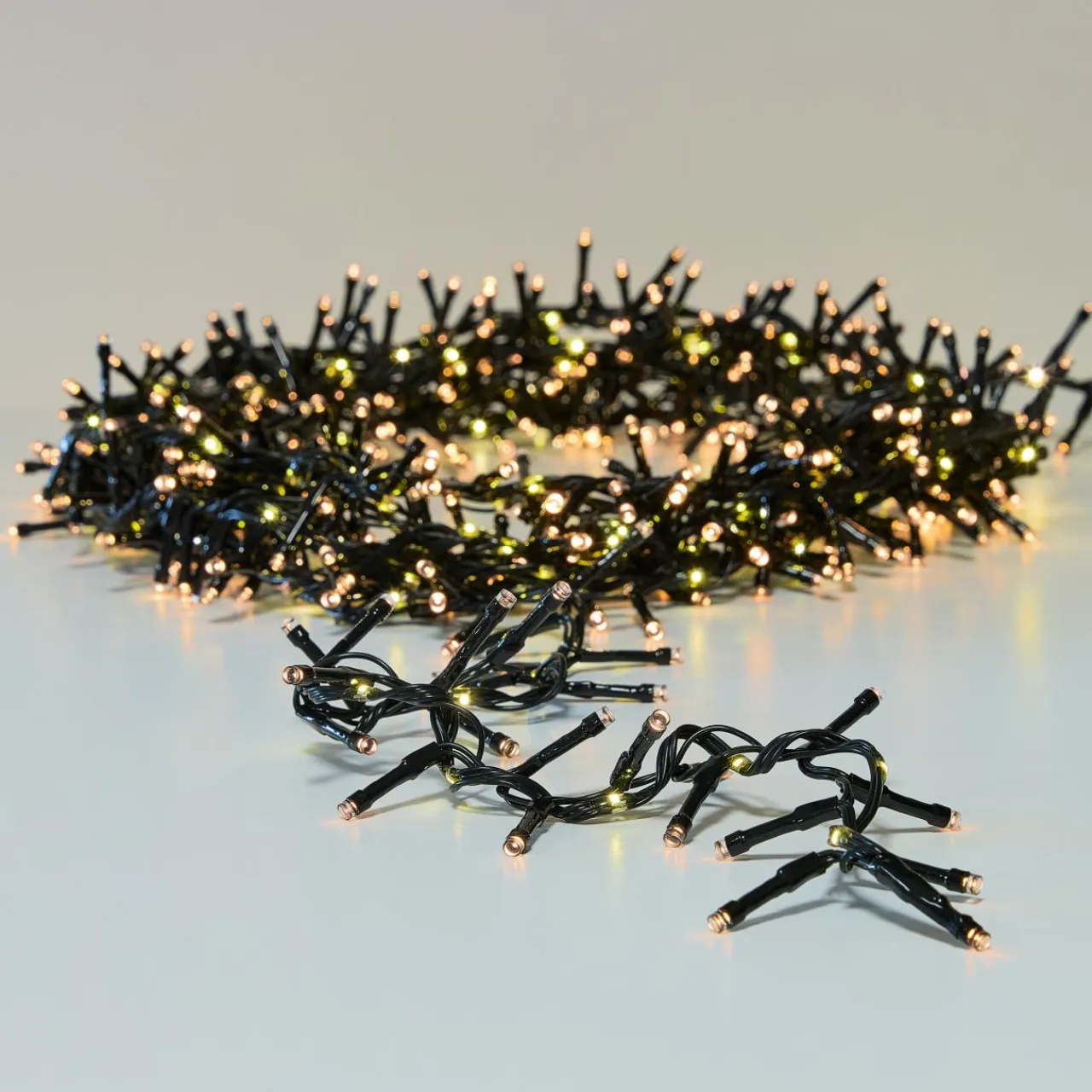 KOOPMAN Guirlande lumineuse 20 m 1410 LED câble noir Boa effet cascade Blanc chaud Best