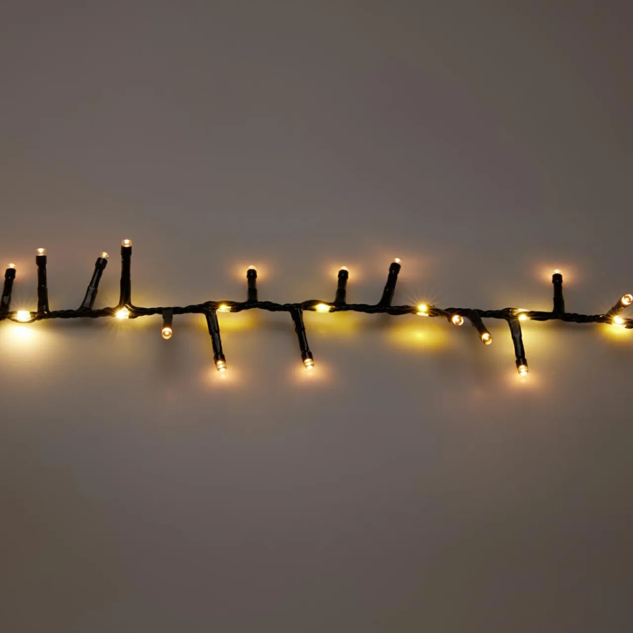 KOOPMAN Guirlande lumineuse 20 m 1410 LED câble noir Boa effet cascade Blanc chaud Best