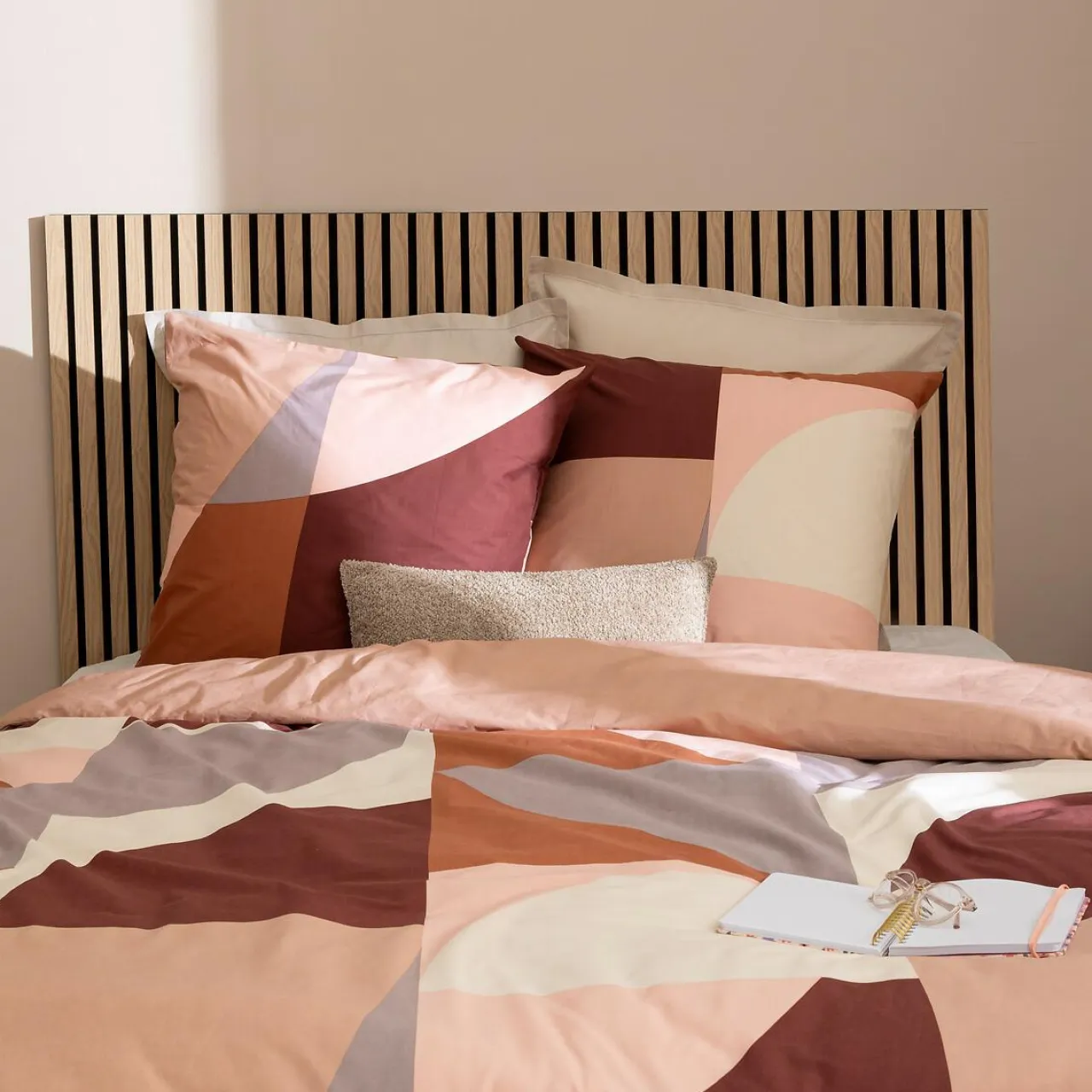 Atmosphera, cru017dateur d'intu017drieur Housse de couette et deux taies percale de coton (260 x 240 cm) Tatia Terracotta Sale