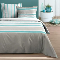 STOF Housse de couette et deux taies d'oreiller en coton (260 x 240 cm) Barbade Vert céladon