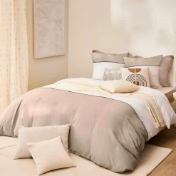 douceur d'intu017drieur Housse de couette et deux taies d'oreiller coton (240 x 220 cm) Gabrielle Beige