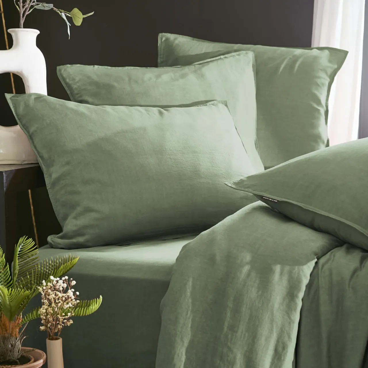 EMINZA Housse de couette lyocell Tencel™ lavé (200 x 200 cm) Olivia Vert romarin New