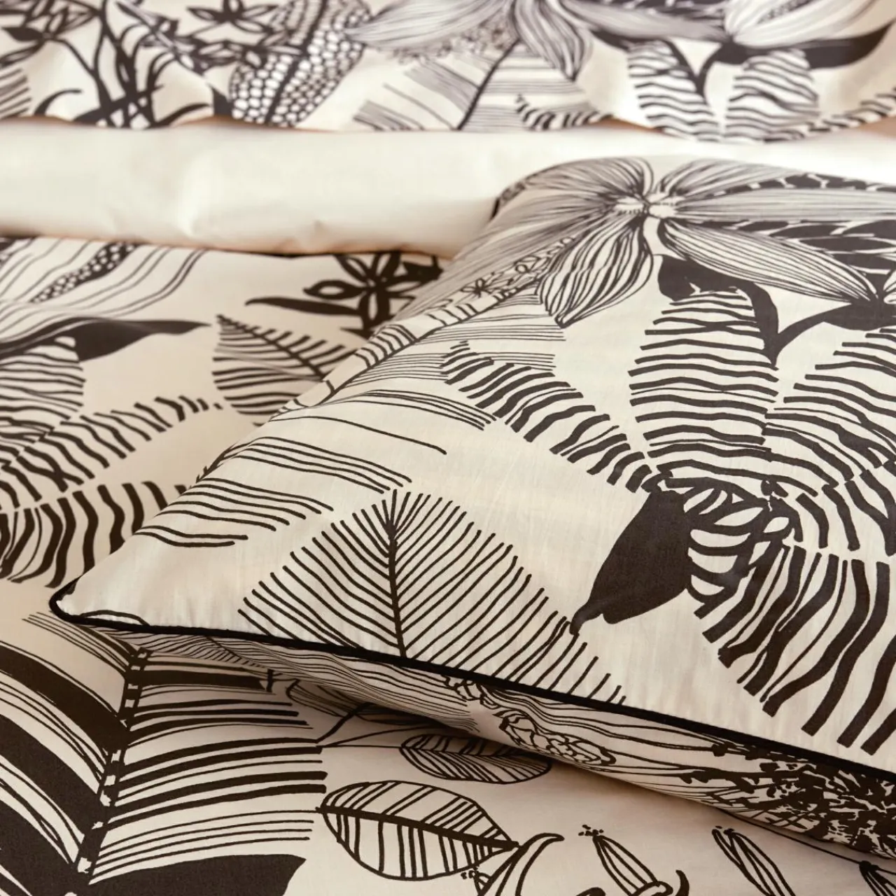 TRADILINGE Housse de couette percale de coton (240 x 220 cm) Alba e Noir Clearance