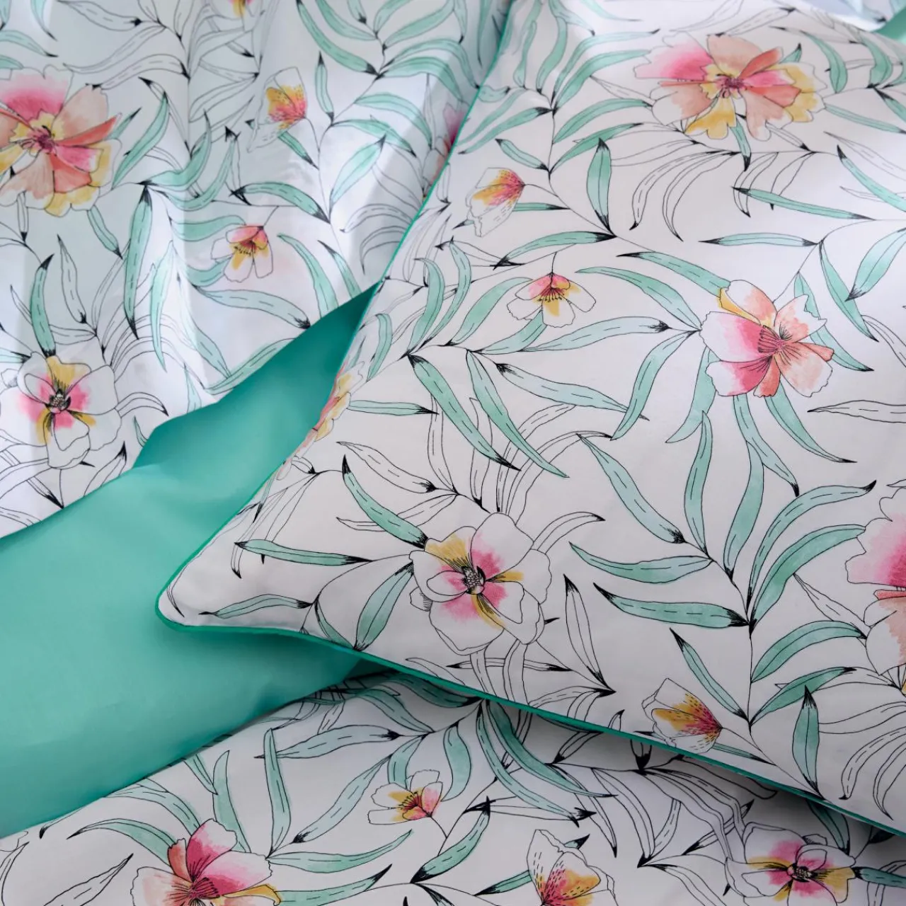 TRADI LINGE Housse de couette percale de coton (260 x 240 cm) Roxane Multicolore Clearance