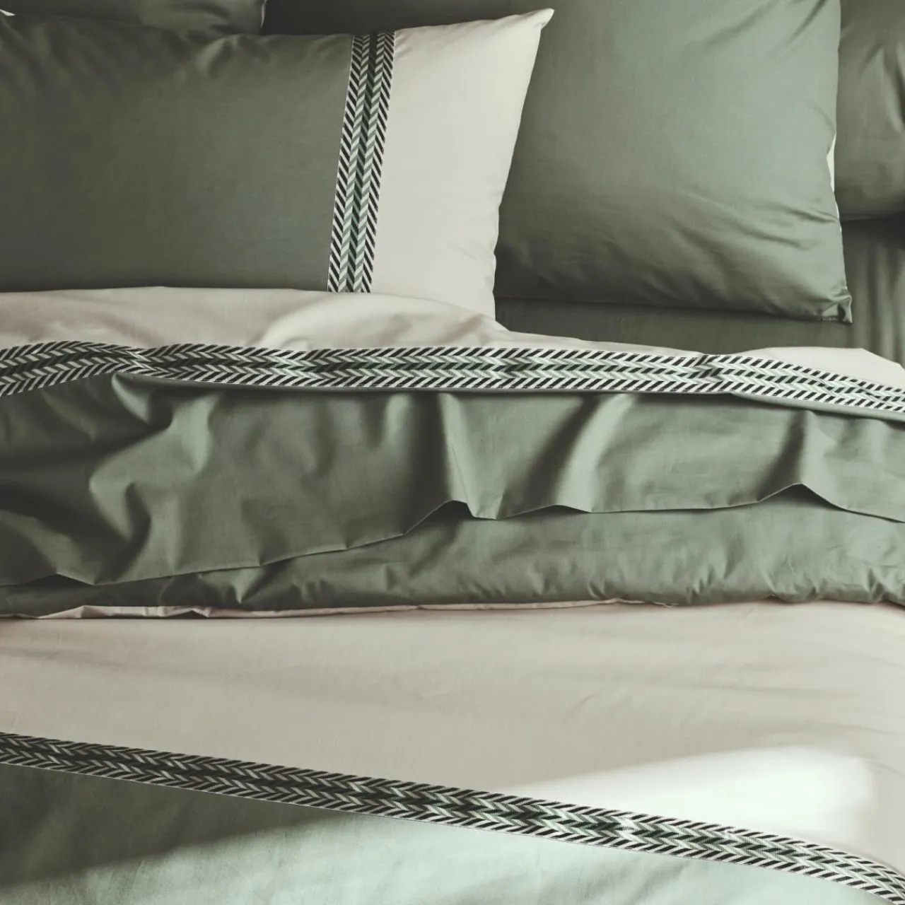 TRADILINGE Housse de couette percale de coton (300 x 240 cm) Noa Vert kaki New