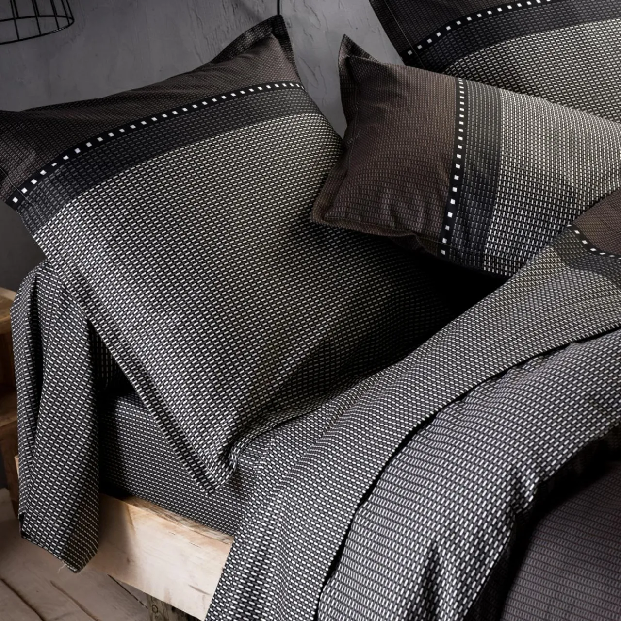 TRADILINGE Housse de couette satin de coton (280 x 240 cm) Enzo e Noir Best
