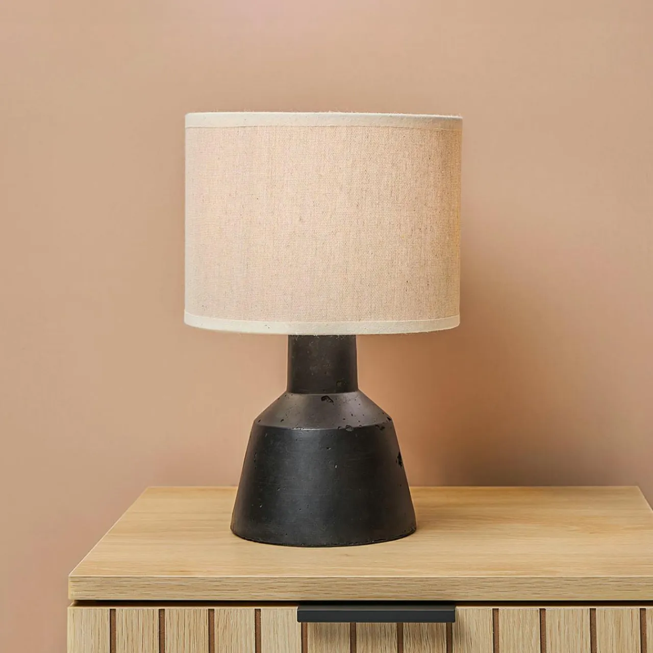 OSTARIA Lampe à poser en ciment (H29 cm) Portland et beige Noir Hot