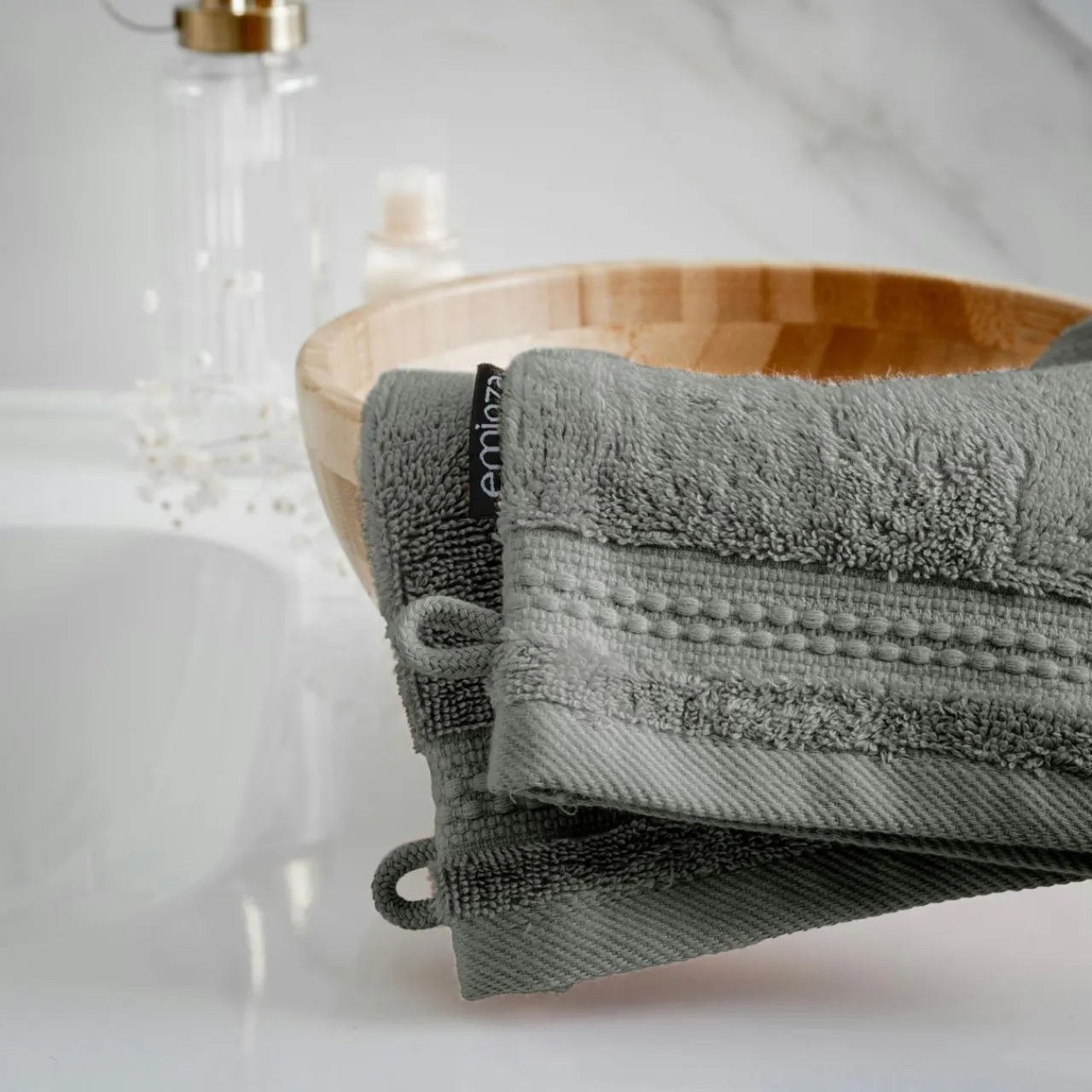 EMINZA Lot de 2 gants de toilette coton bio (15 x 21 cm) Méline Vert romarin Discount