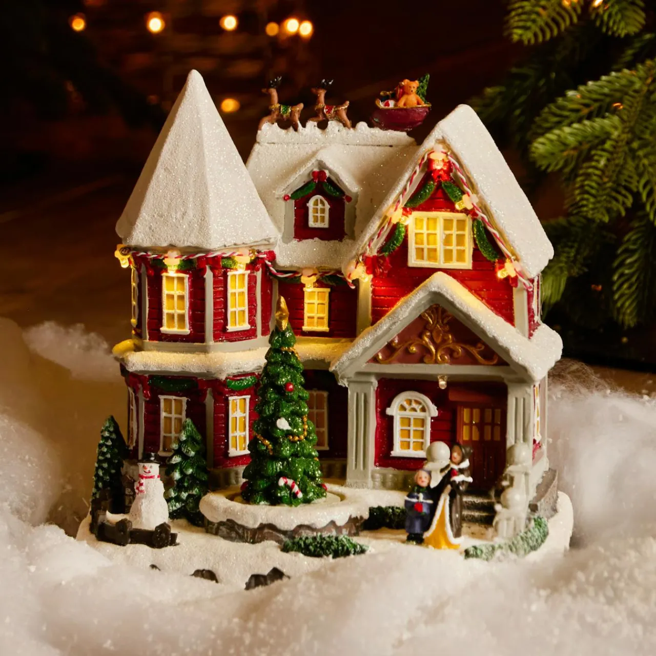 KAEMINGK Maison de village illuminée musicale et animée à piles (H23 cm) Camden Street Multicolore Sale