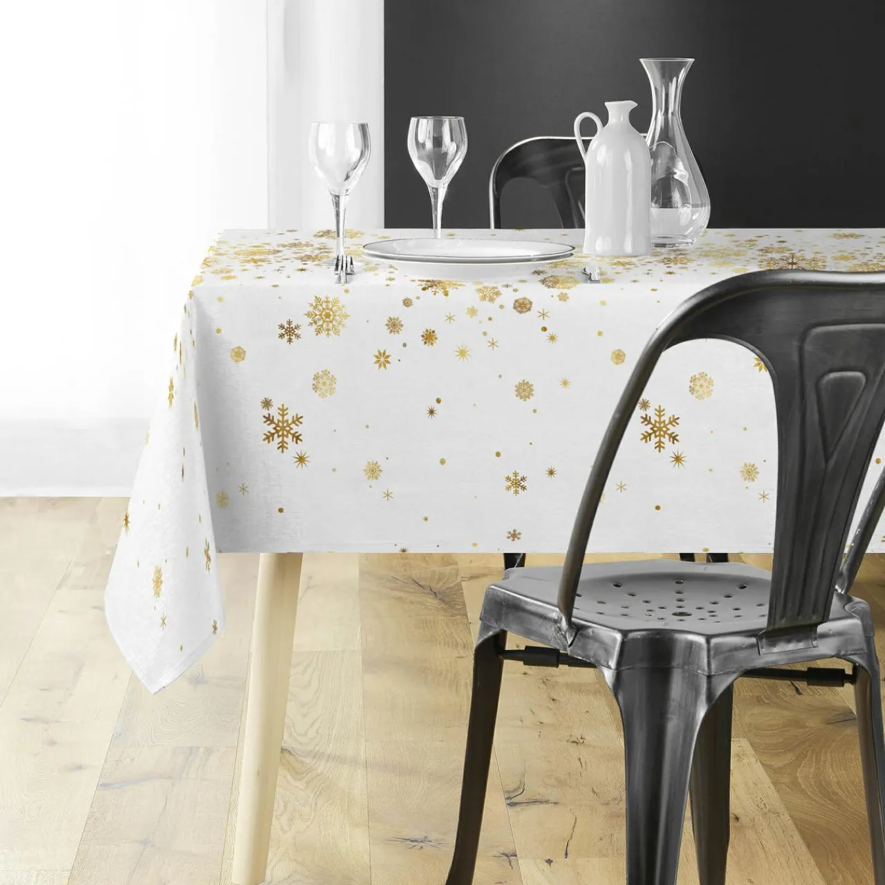 Douceur d interieur Nappe de Noël rectangulaire (150 x 240 cm) Constellation et doré Blanc Sale