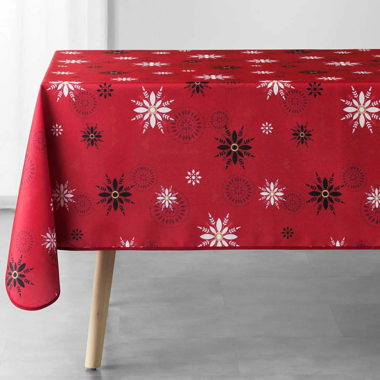 DOUCEUR D'INTERIEUR Nappe de Noël rectangulaire (150 x 300 cm) Enchanté Rouge Sale