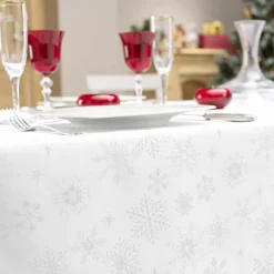 Douceur d interieur Nappe de Noël rectangulaire (140 x 240 cm) Flocon d'hiver Blanc Sale