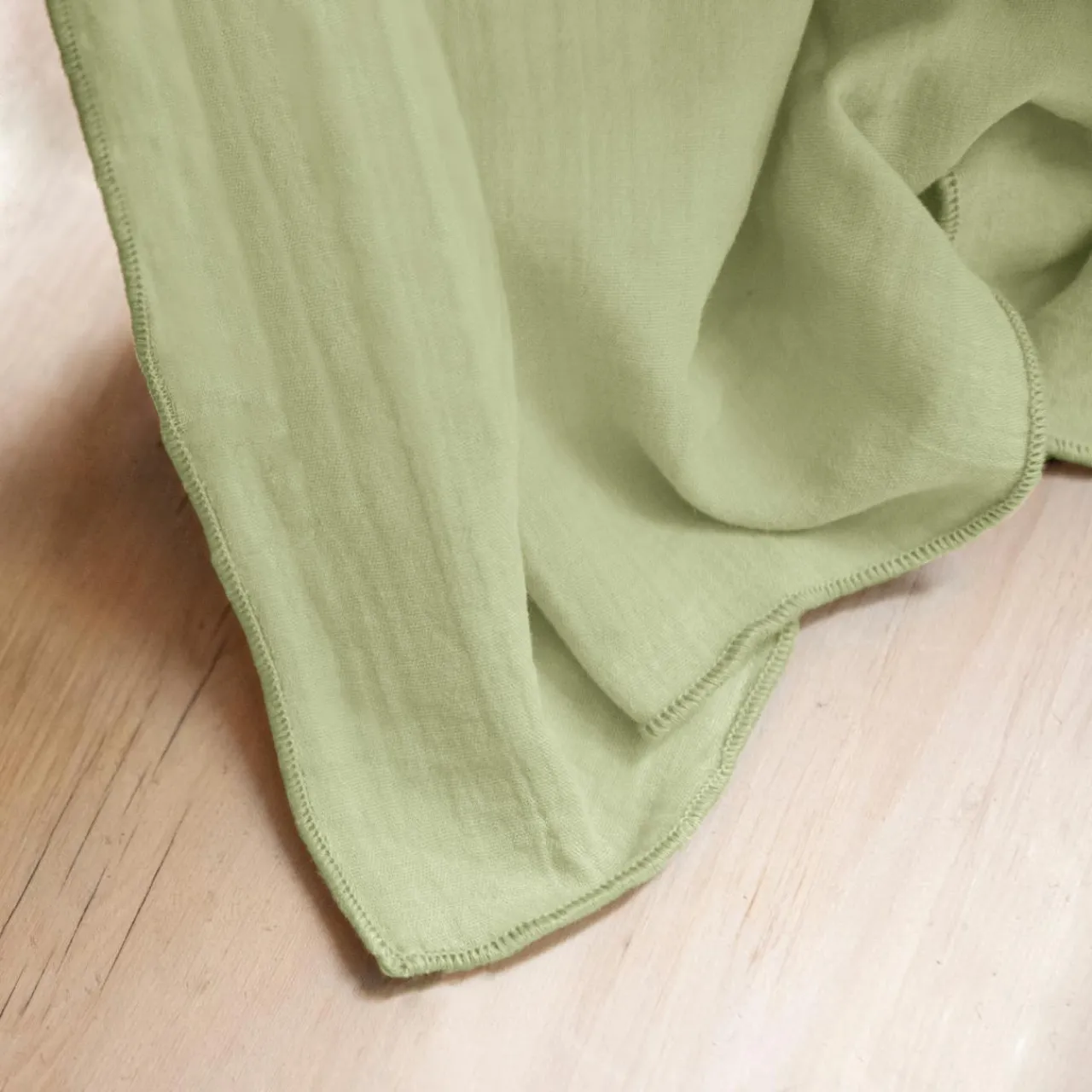 EMINZA Nappe rectangulaire gaze de coton (150 x 250 cm) Gaïa Vert tilleul Hot