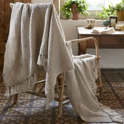 L'EFFET PAPILLON Plaid canapé matière recyclée (130 x 160 cm) Gabin pampa Beige Best