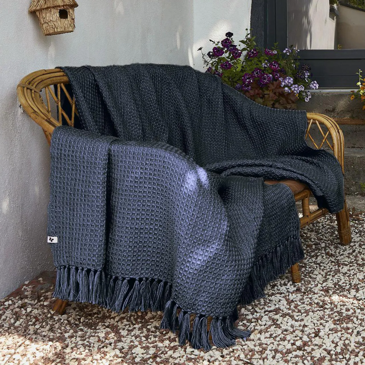 L'EFFET PAPILLON Plaid canapé matière recyclée (180 x 220 cm) Gabin Bleu nuit