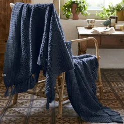 L'EFFET PAPILLON Plaid canapé matière recyclée (130 x 160 cm) Gabin Bleu nuit Outlet