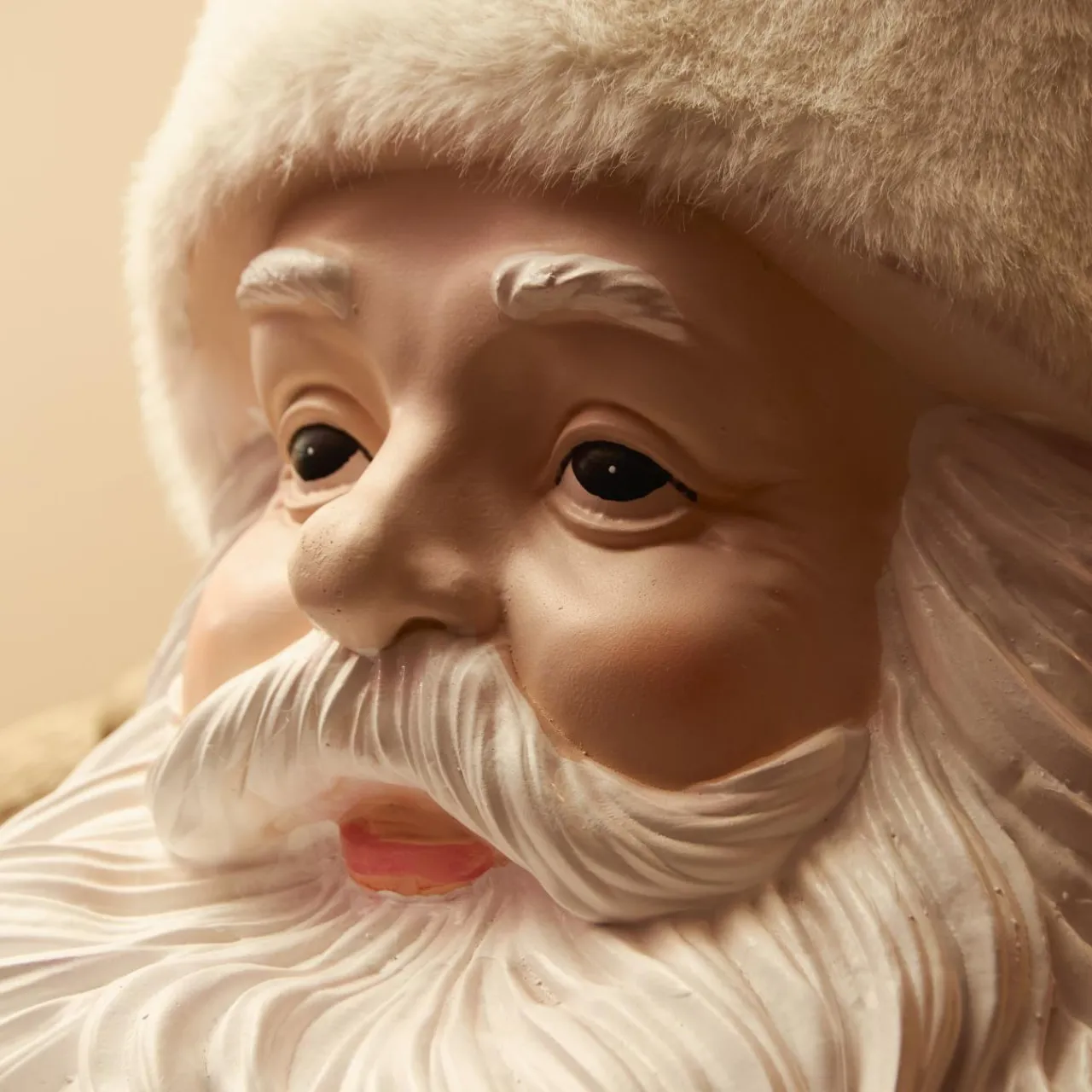 EMINZA Père Noël traditionnel Géant (H170 cm) Tournée de cadeaux Rouge Outlet