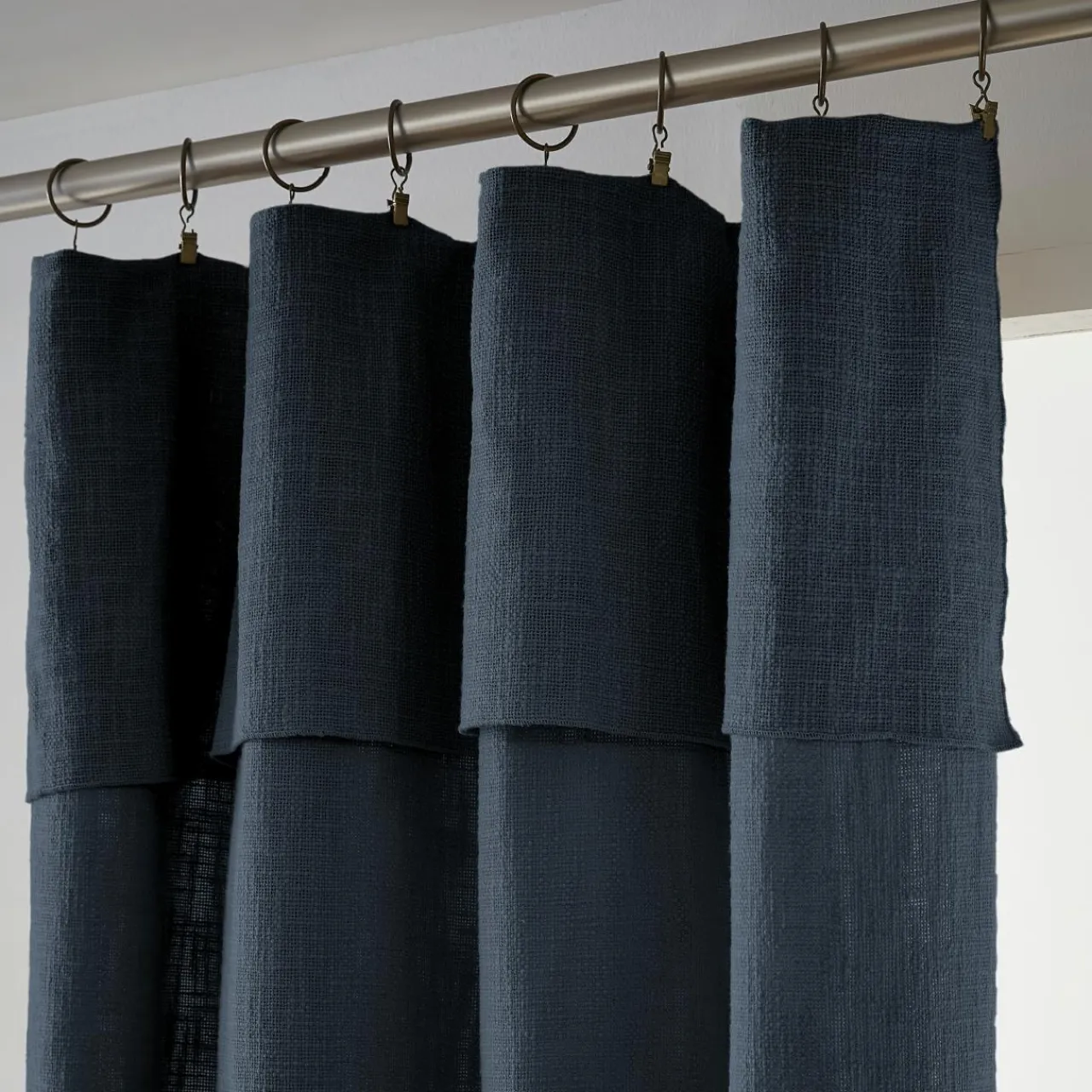 L'EFFET PAPILLON Rideau coton ajustable (140 x max 270 cm) Sixtine Bleu nuit Hot