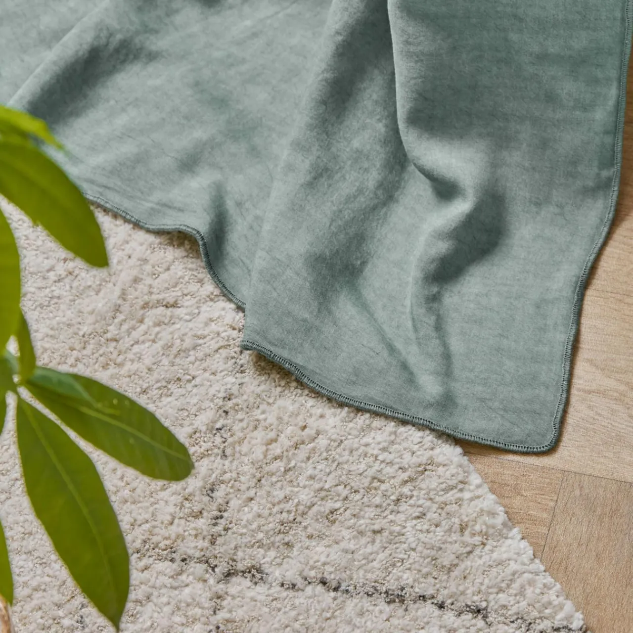 EMINZA Rideau lyocell Tencel™ ajustable (140 x max 270 cm) Olivia Vert Eucalyptus Hot