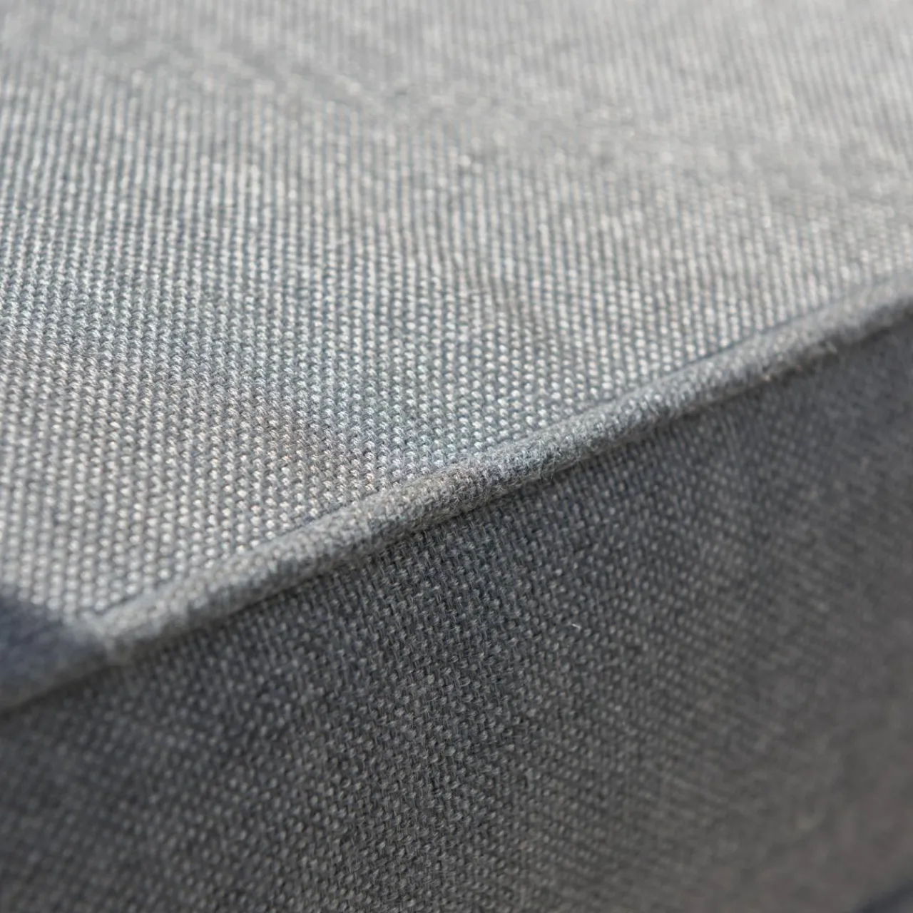 MOBELLIA Salon de jardin aluminium et bois teck 5 places Bali Gris et ardoise Anthracite Online