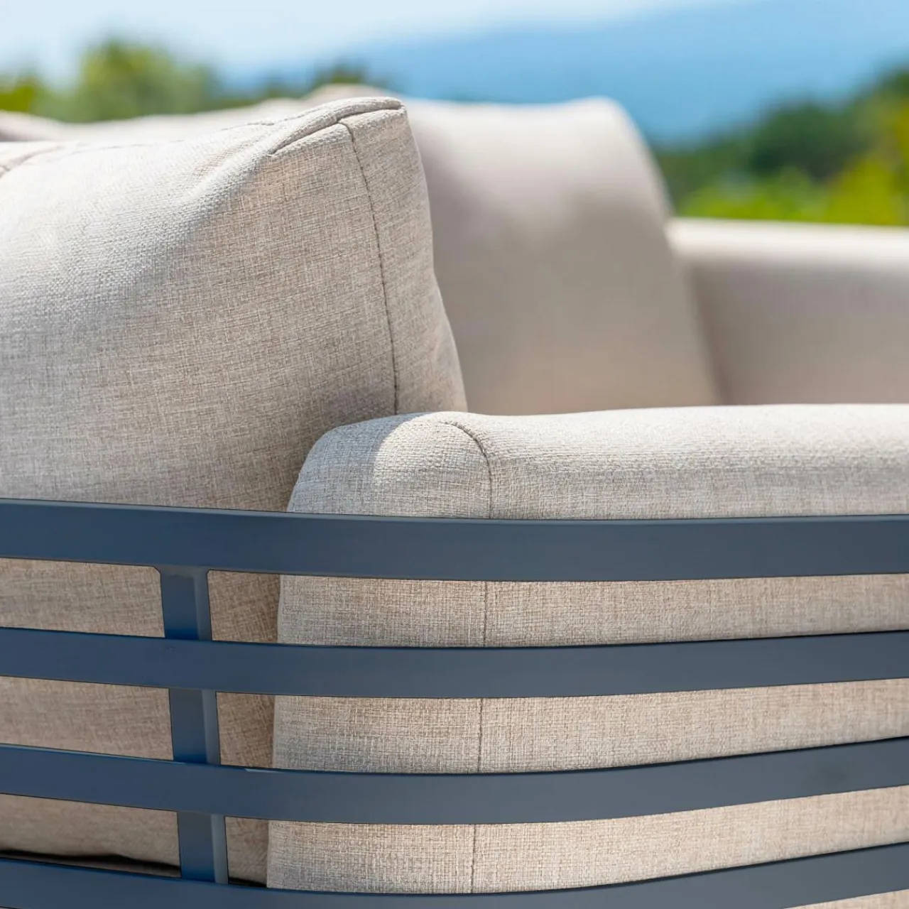 MOBELLIA Salon de jardin aluminium 4 places 5 pcs Monte Carlo Gris anthracite et taupe Anthracite - Taupe