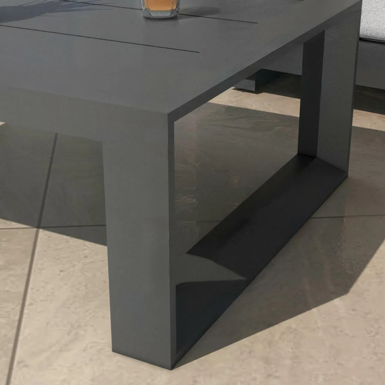MOBELLIA Salon de jardin aluminium 5 places 4 pcs Elba Gris Anthracite Outlet