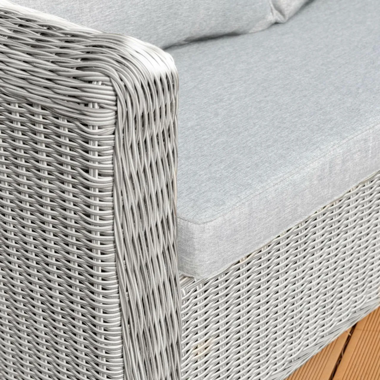 MOBELLIA Salon de jardin en résine tressée 4 places 4 pcs Calvi Gris et gris clair Tressé Gris - Gris clair New