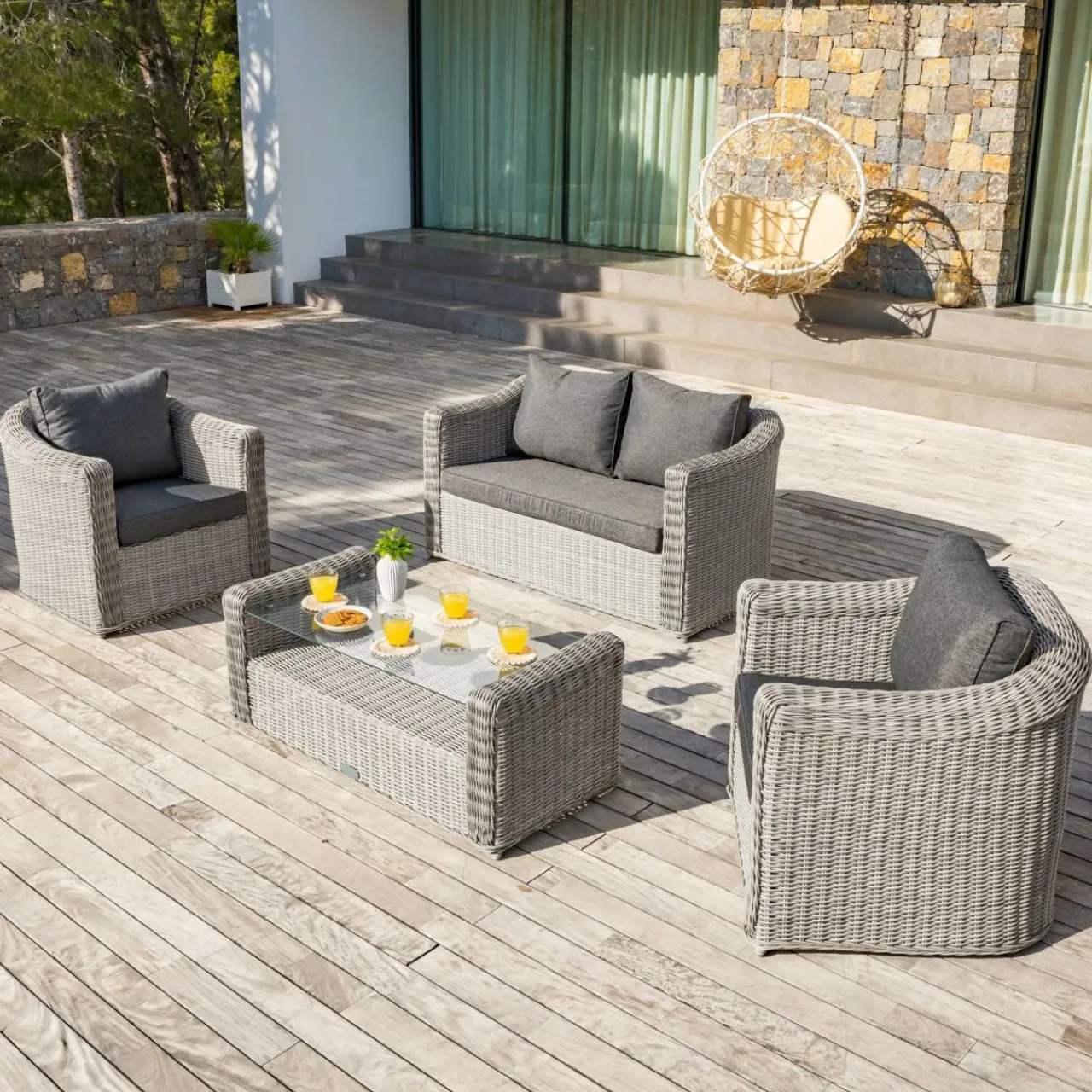 MOBELLIA Salon de jardin en résine tressée 4 places 4 pcs Calvi Gris et gris foncé Tressé Gris - Anthracite