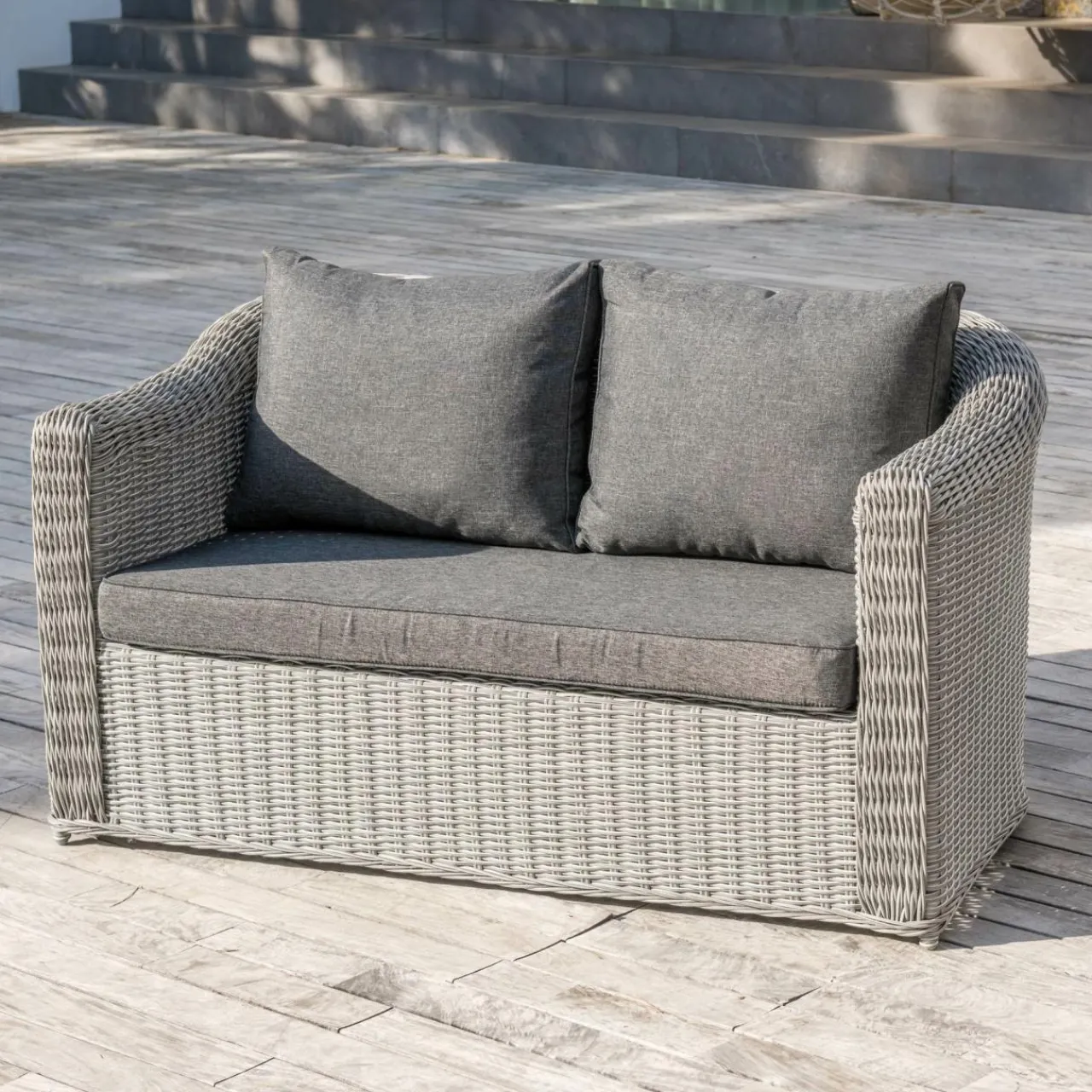 MOBELLIA Salon de jardin en résine tressée 4 places 4 pcs Calvi Gris et gris foncé Tressé Gris - Anthracite