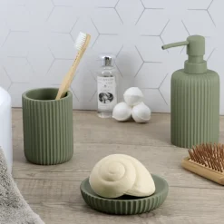 TENDANCE Set d'accessoires salle de bain résine Strié Vert kaki Clearance