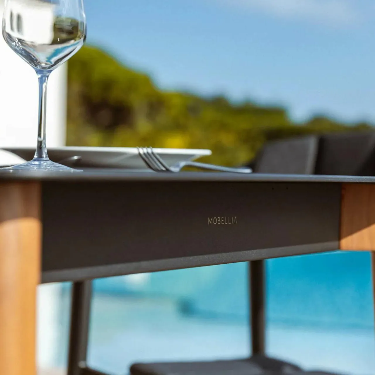 MOBELLIA Table de jardin carrée en aluminium 2 places (76 x 76 cm) Monte Carlo Gris Anthracite Outlet