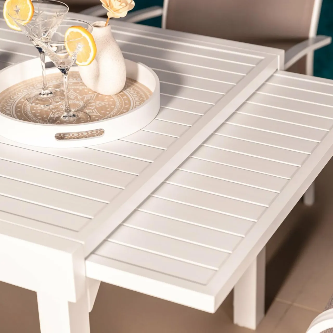MOBELLIA Table de jardin extensible aluminium 10 places (135/270 x 90 cm) Murano Blanc Clearance
