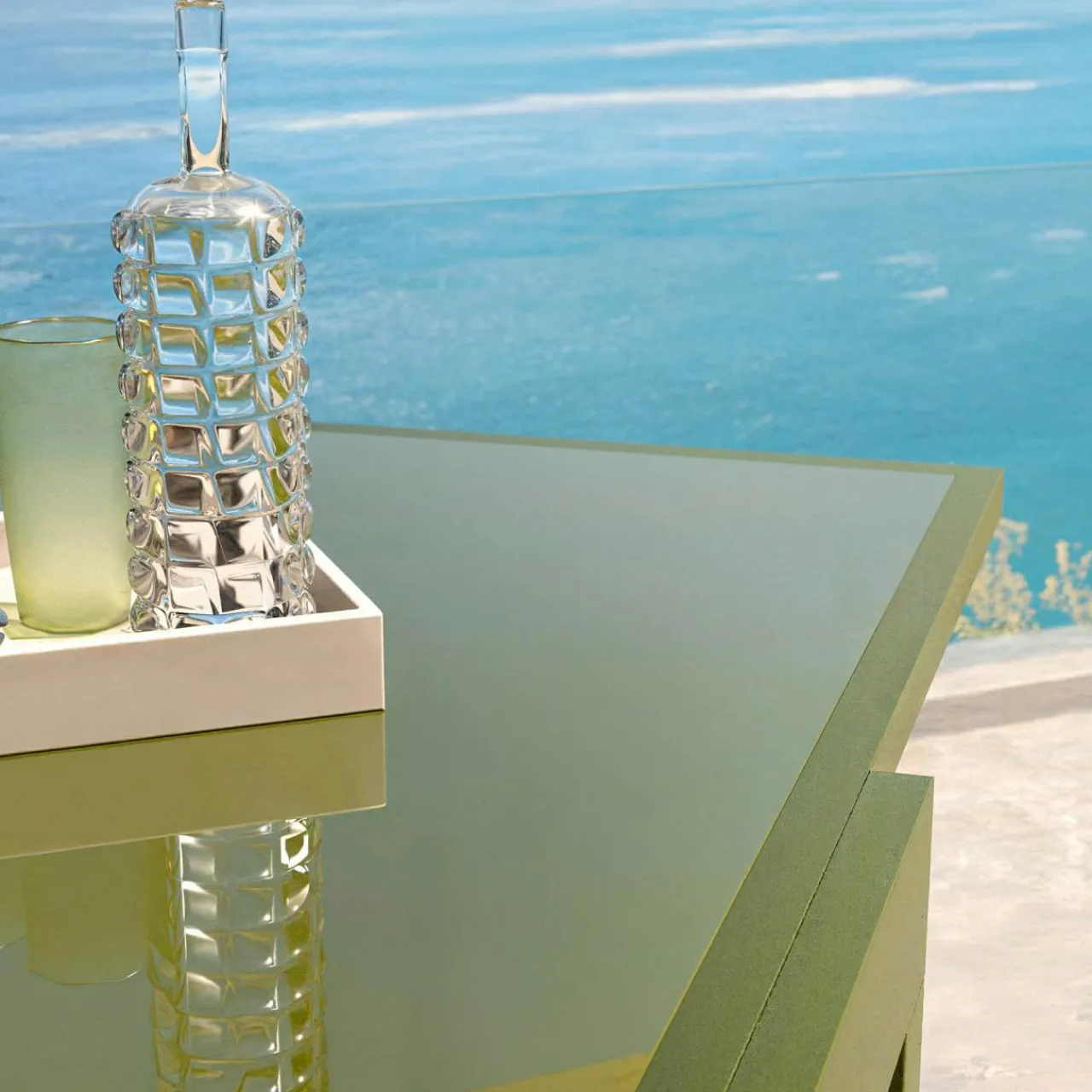 MOBELLIA Table de jardin extensible en verre 12 places (200/320 x 100 cm) Murano Vert olive Best