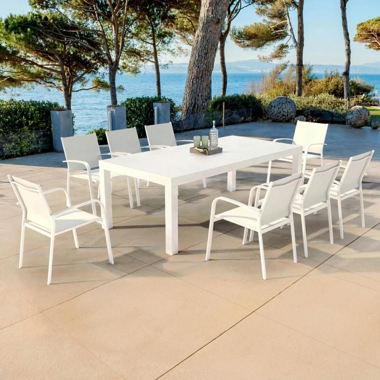 MOBELLIA Table de jardin rectangulaire aluminium 8 places (210 x 100 cm) Murano Blanc Clearance