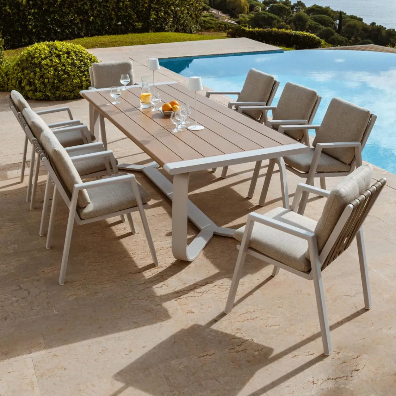 MOBELLIA Table de jardin rectangulaire en aluminium 10 places (240 x 100 cm) Long Beach cendré Blanc New